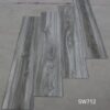 Sàn nhựa 2mm keo sẵn SW712